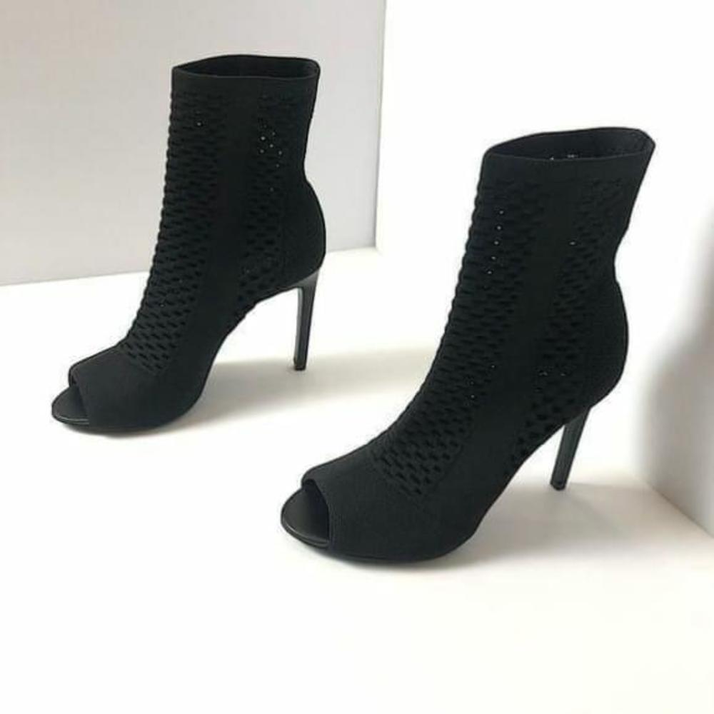 Charles David Women’s Black Knit Peep Toe Bootie Size 7.5 Stiletto